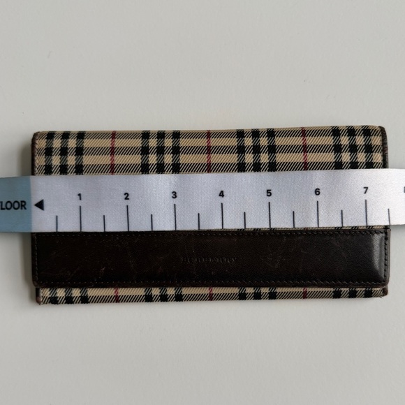 Burberry Wallet - Picture 11 of 12